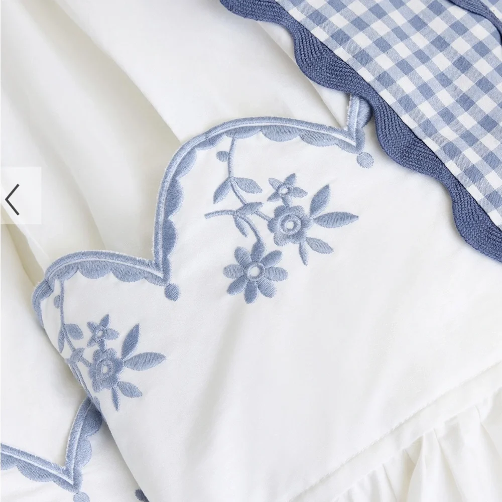 New Pottery Barn PBTeen Olivia Embroidered Duvet Cover Twin / Twin XL